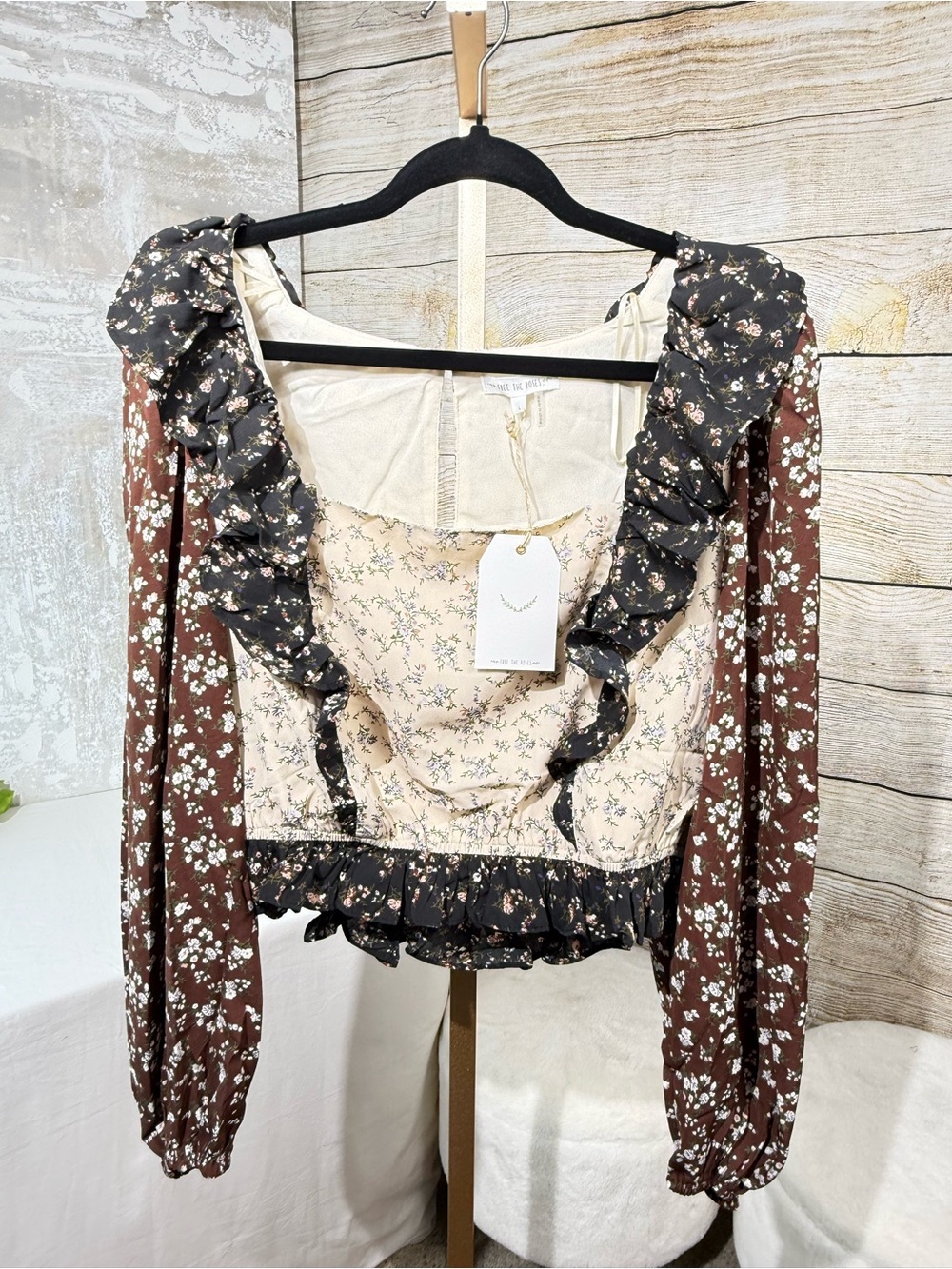 Free The Roses Floral Ruffle Top NWT Large Cottagecore - Picture 3 of 11